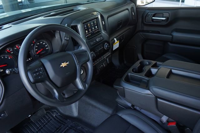 Used 2026 Chevrolet Silverado 1500 W/T w/ WT Safety Package AWD/4WD image 2