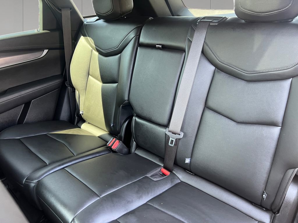 Used 2021 Cadillac XT5 Luxury image 16