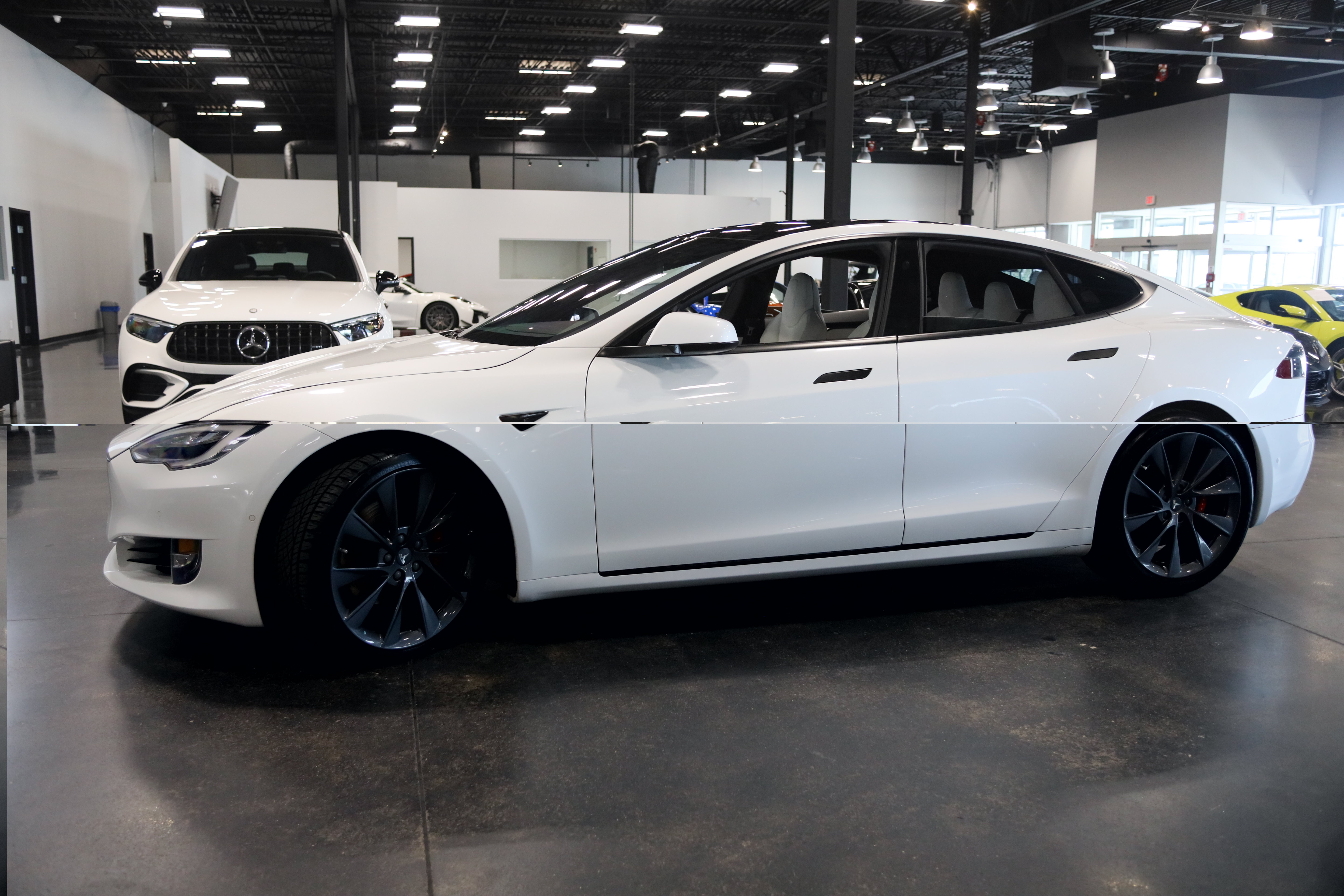 Used 2019 Tesla Model S Long Range AWD/4WD image 9