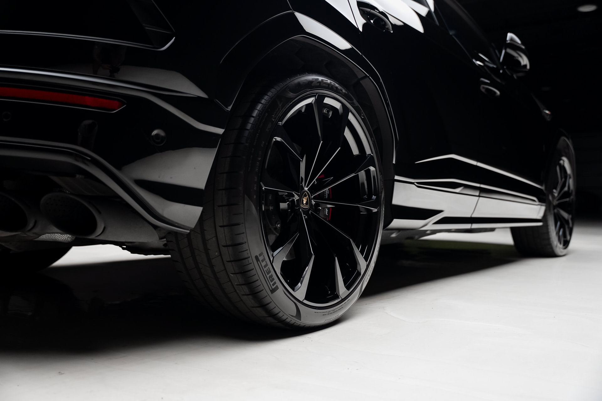 Used 2019 Lamborghini Urus AWD/4WD image 78