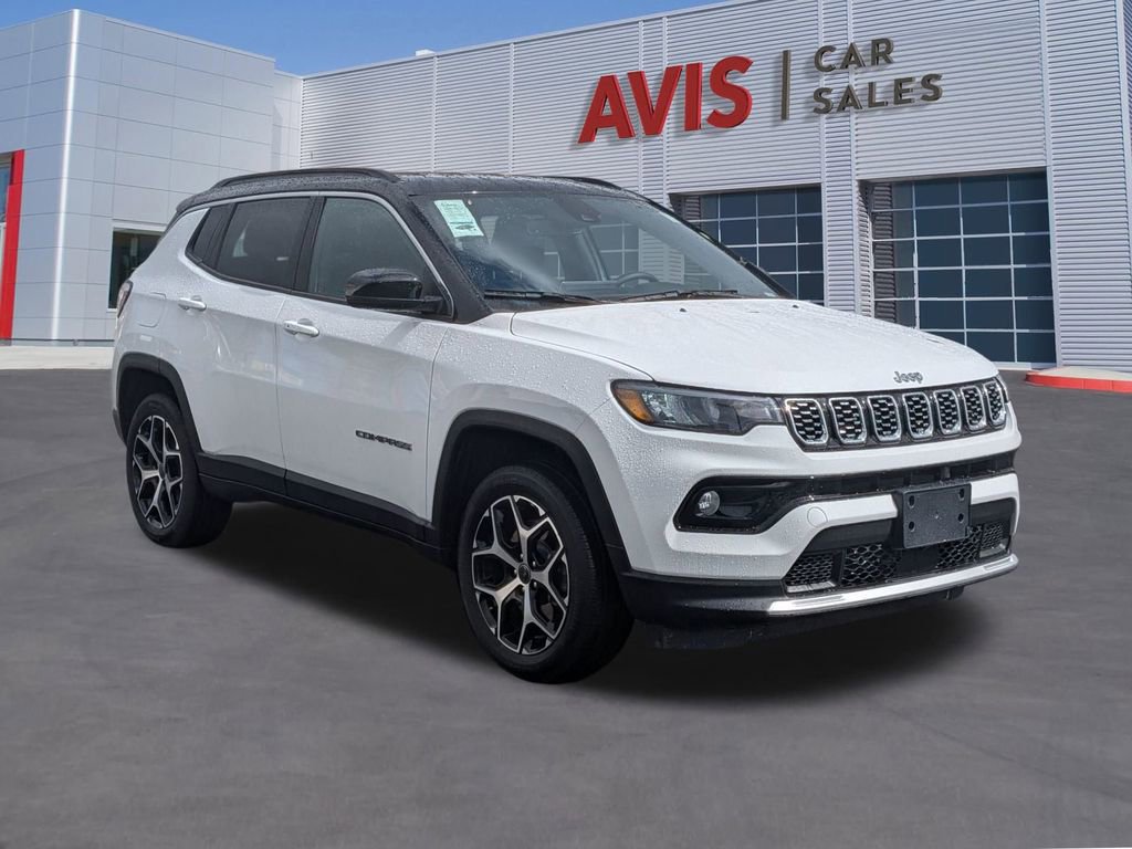 Used 2025 Jeep Compass Limited image 3