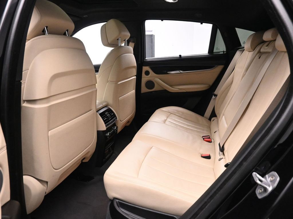 Used 2019 BMW X6 xDrive50i w/ Executive Package image 15