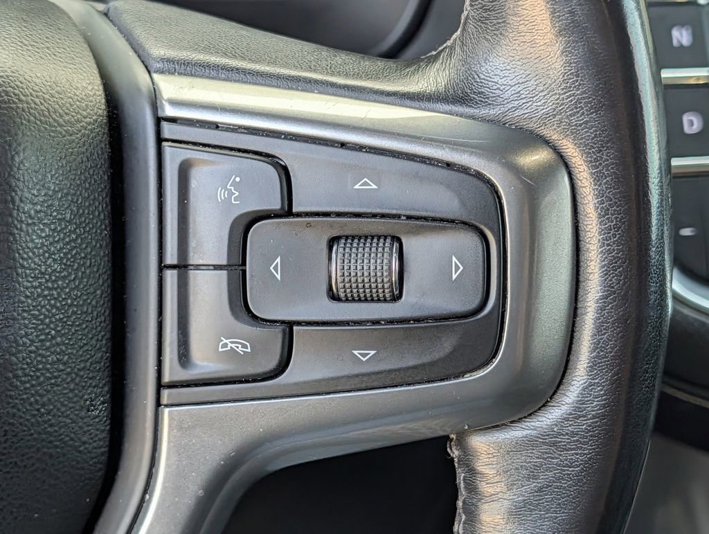 Used 2023 Chevrolet Suburban Premier RWD image 19