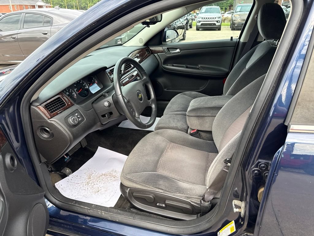 Used 2012 Chevrolet Impala LT FWD image 22