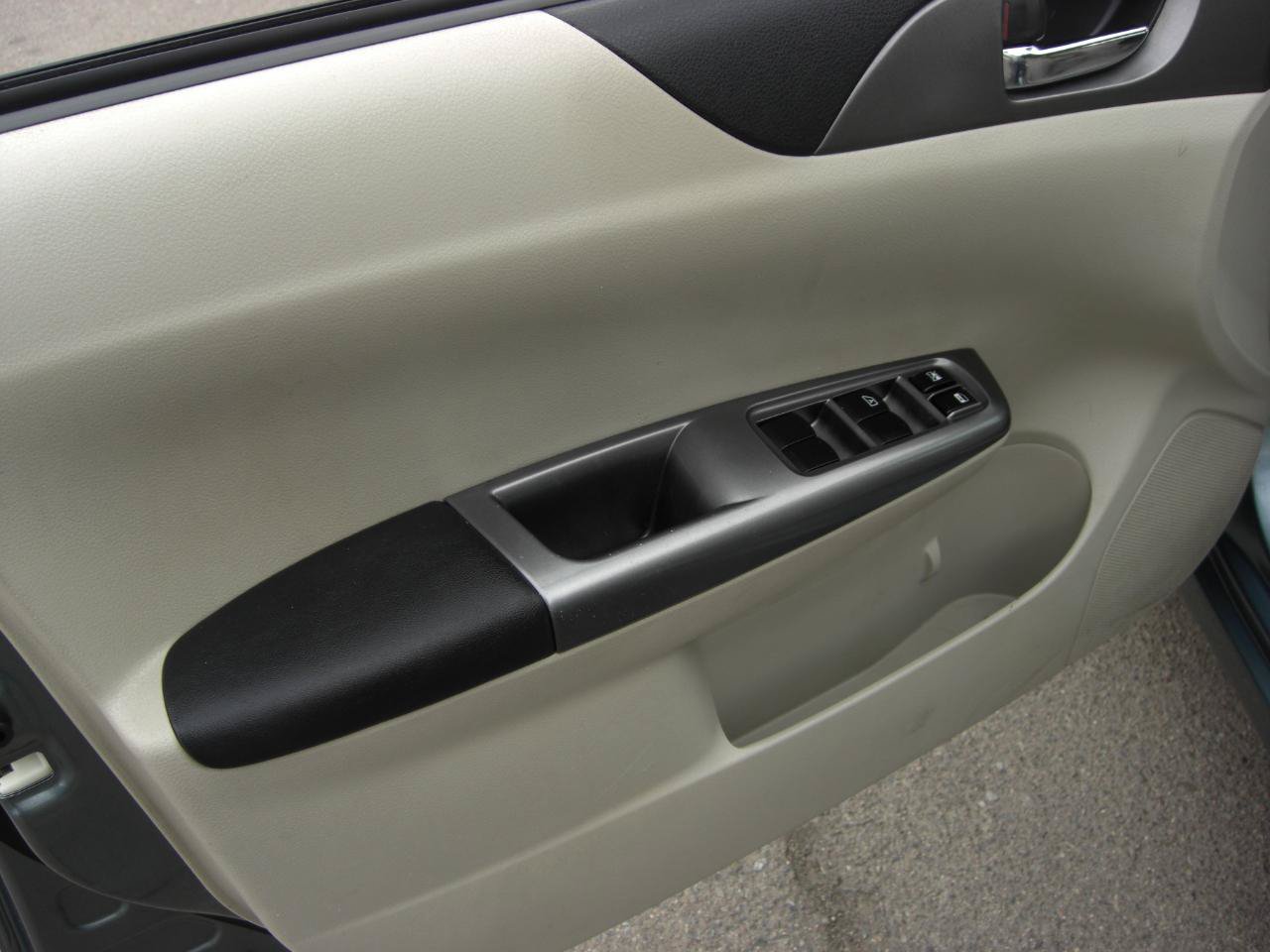 Used 2011 Subaru Impreza Outback Sport AWD/4WD image 21