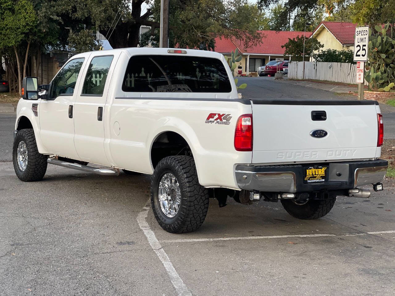 Used 2008 Ford F250 FX4 AWD/4WD image 4