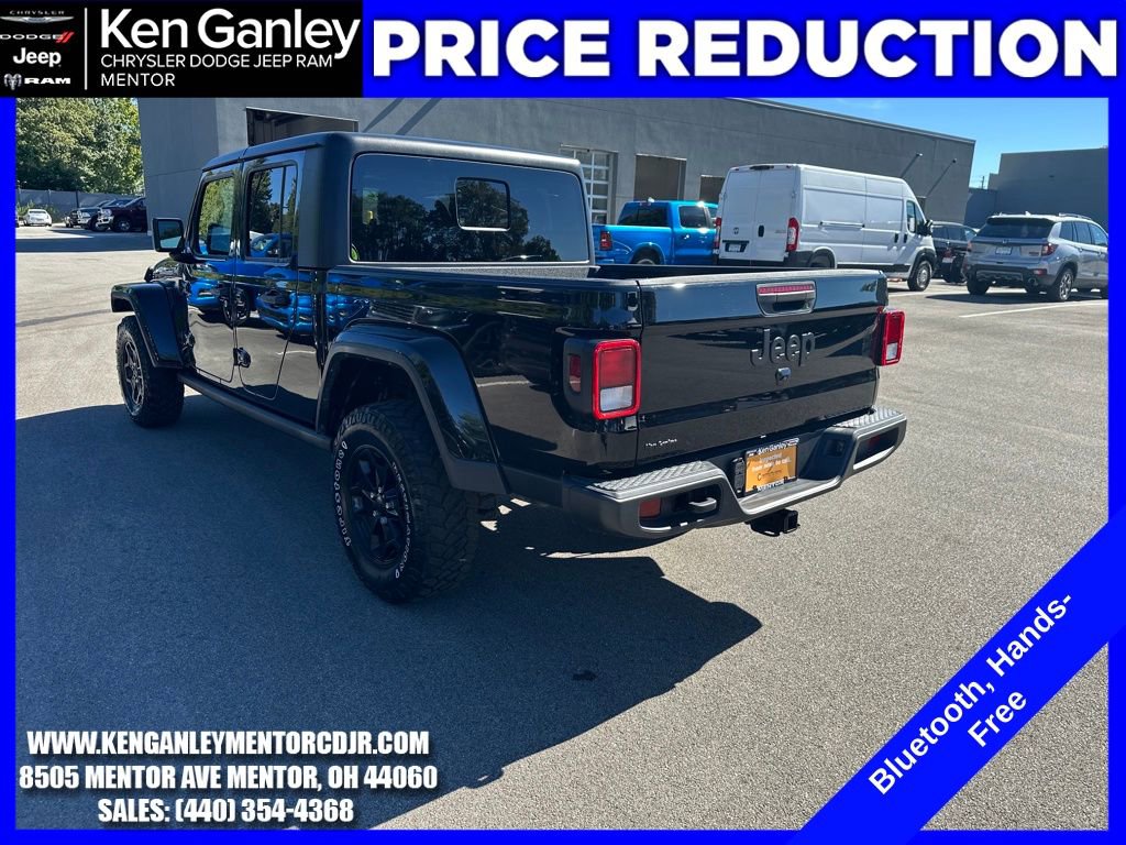Certified 2022 Jeep Gladiator Willys image 10