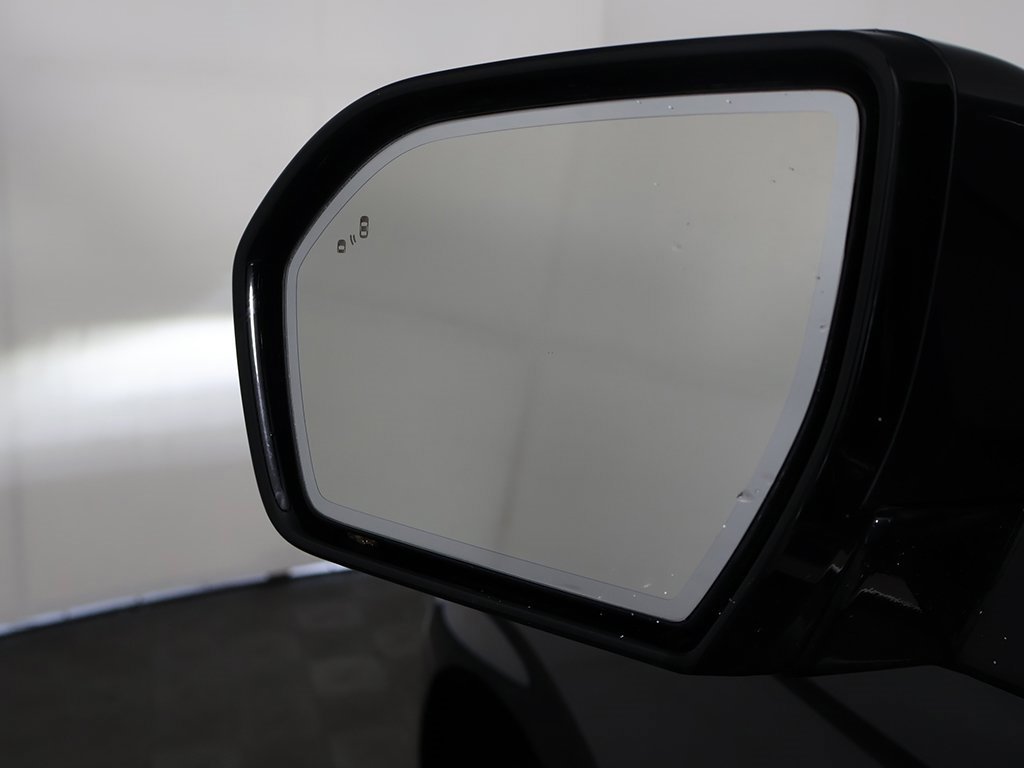 Used 2022 Ford Expedition Limited image 40