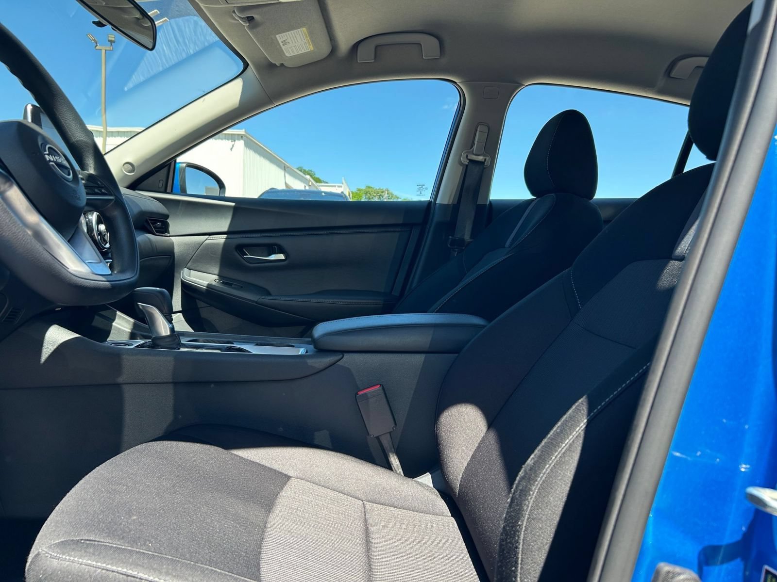 Used 2025 Nissan Sentra SV FWD image 22