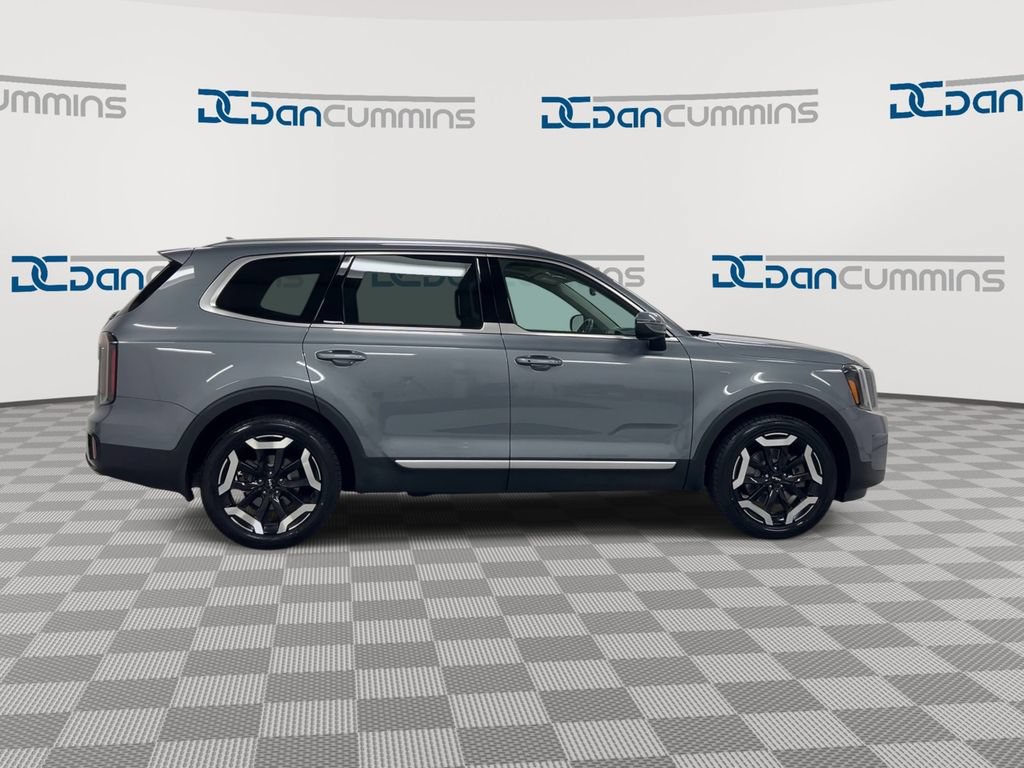 Used 2025 Kia Telluride EX AWD/4WD image 9