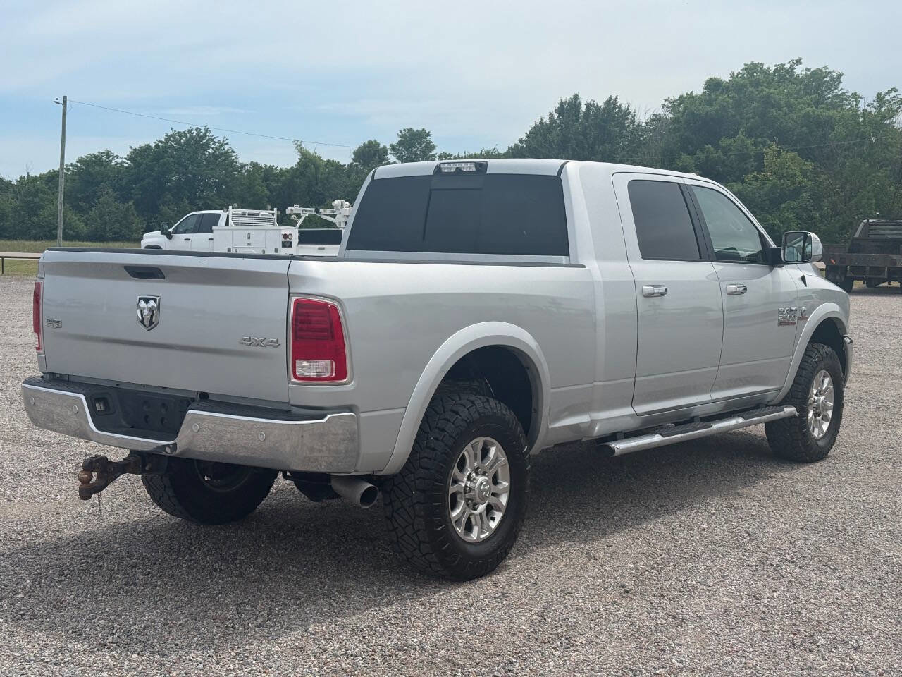 Used 2017 RAM 2500 Laramie w/ Snow Chief Group AWD/4WD image 5