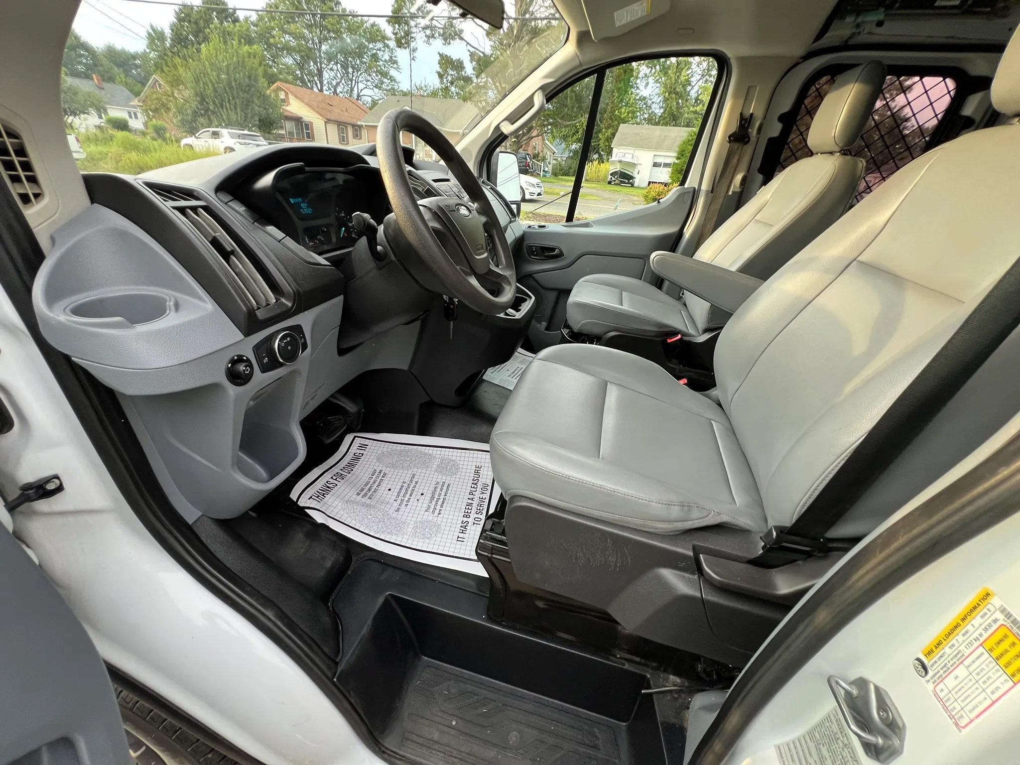 Used 2018 Ford Transit 250 148 Low Roof RWD image 12
