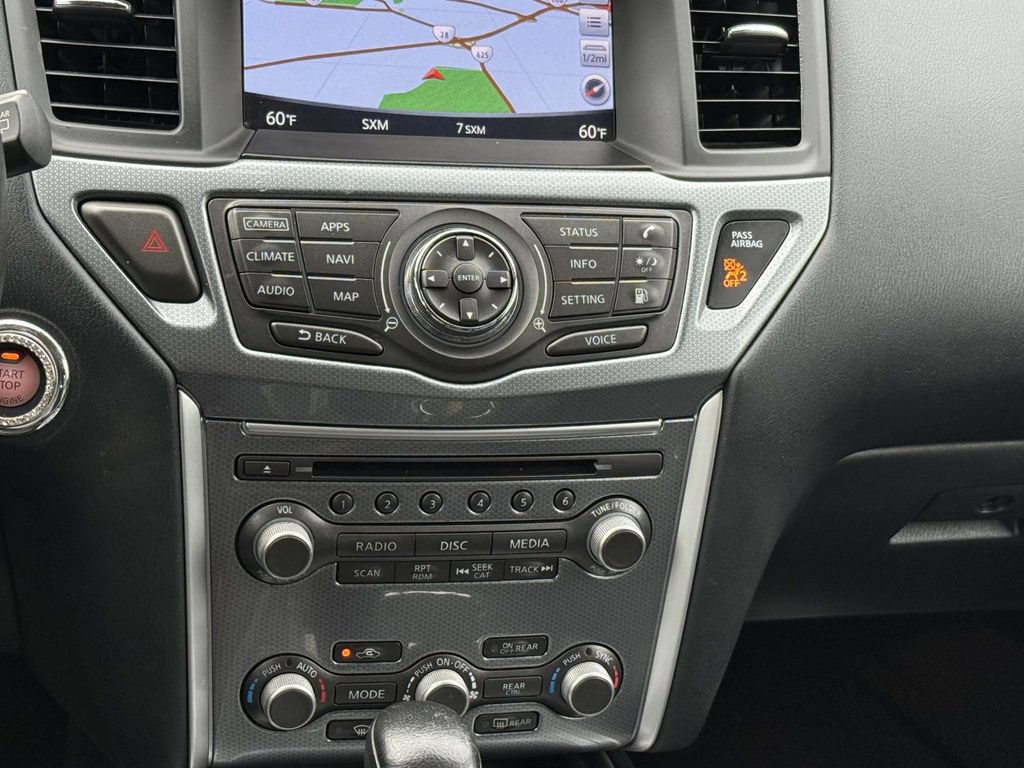 Used 2020 Nissan Pathfinder SL FWD image 21