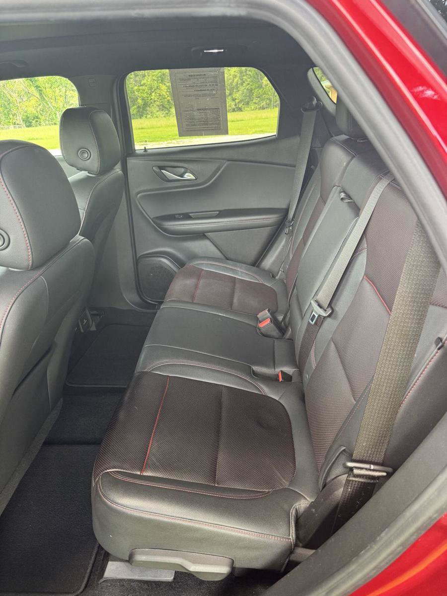 Used 2022 Chevrolet Blazer RS FWD image 12