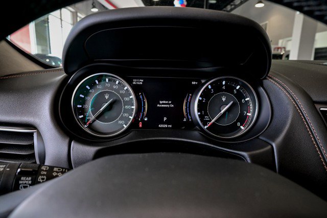 Used 2022 Maserati Levante Modena AWD/4WD image 28