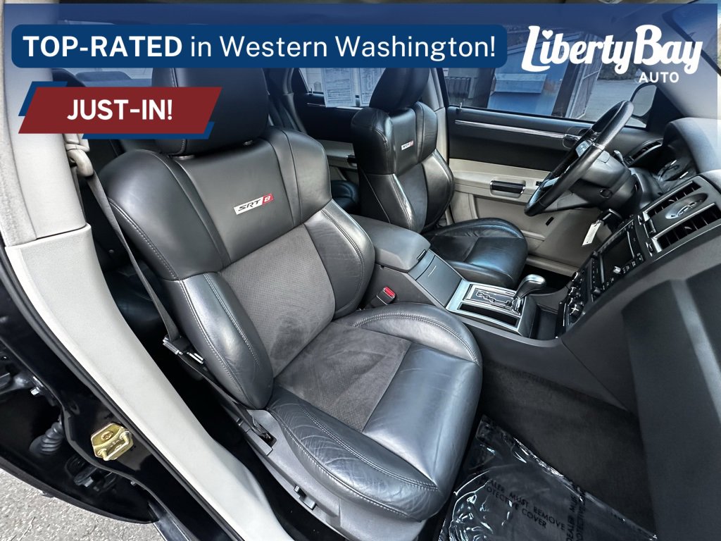 Used 2006 Chrysler 300 SRT8 w/ SRT Option Group II image 17