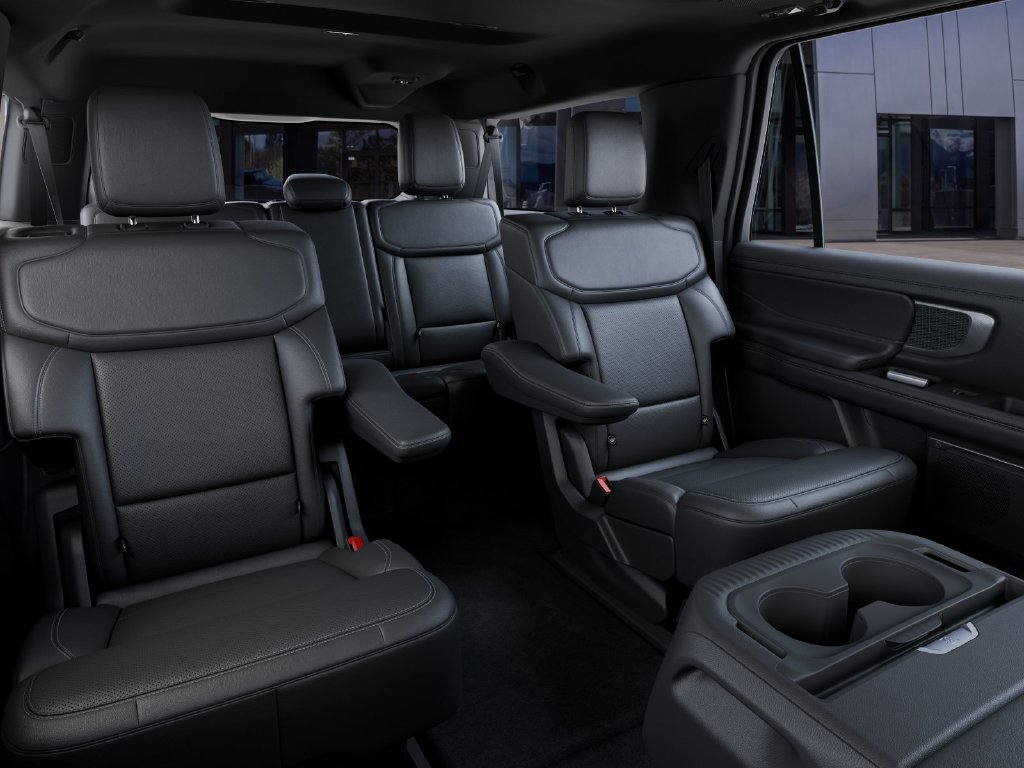 New 2027 Ford Expedition Max Platinum w/ Stealth Performance Package AWD/4WD image 13