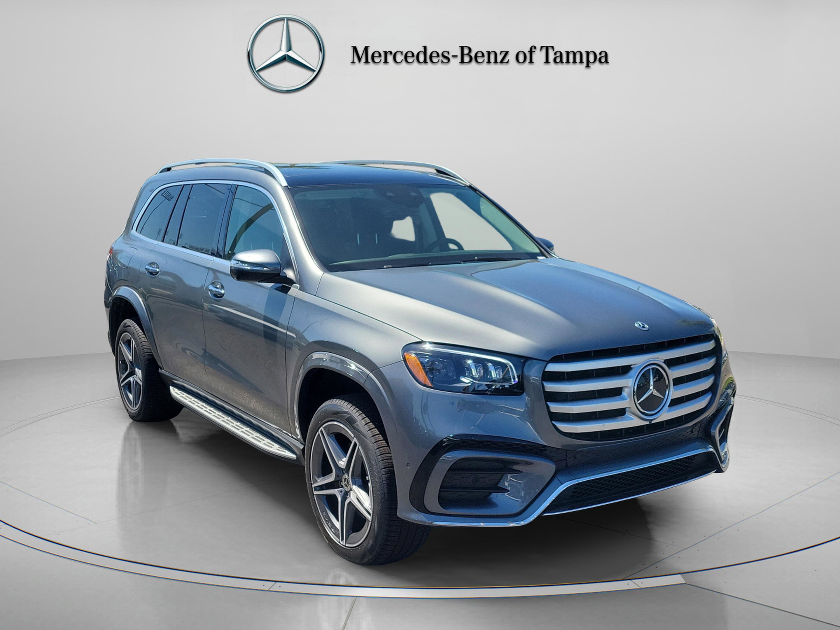 Used 2026 Mercedes-Benz GLS 450 4MATIC image 4