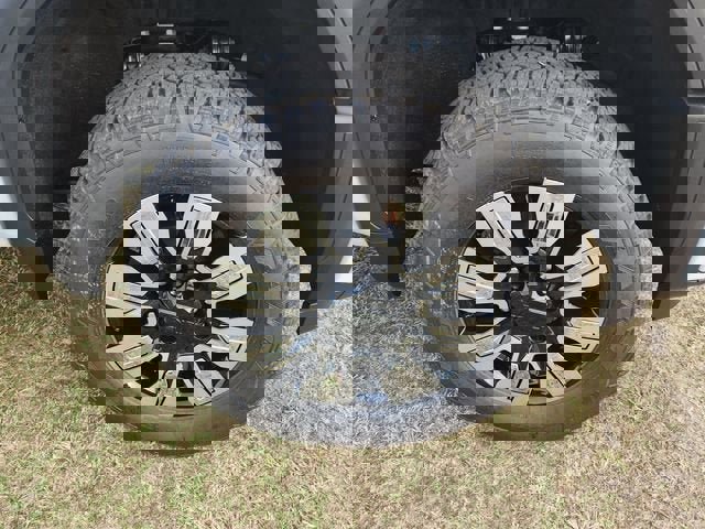 New 2026 GMC Sierra 2500 Denali w/ Technology Package image 16