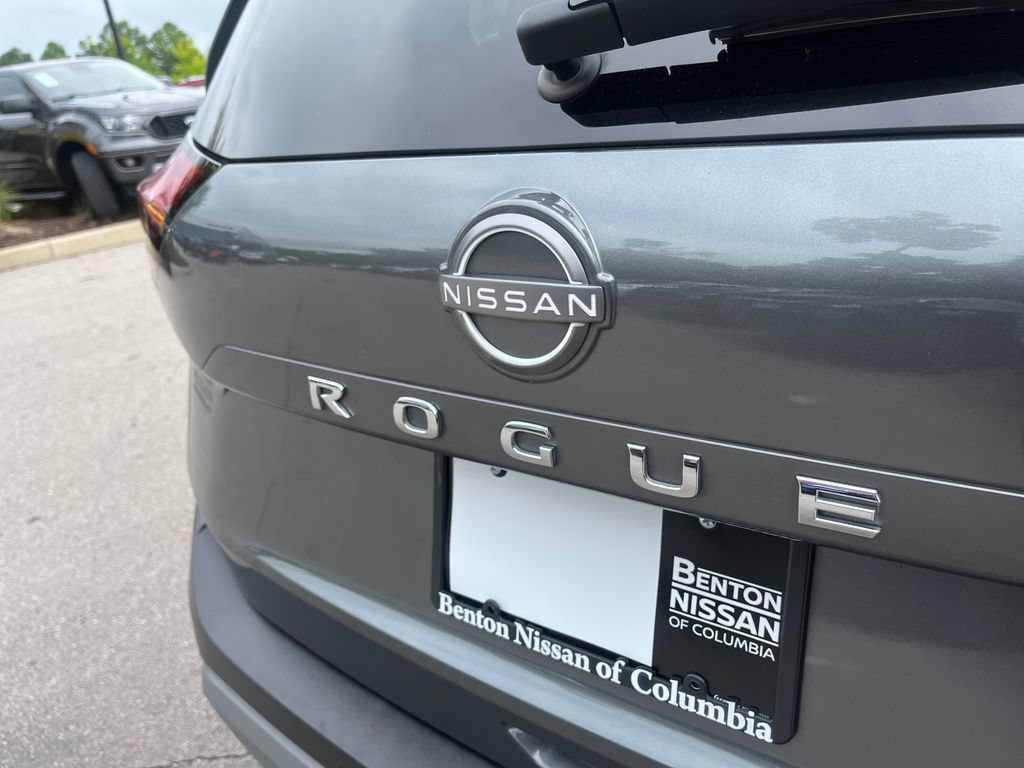 Certified 2023 Nissan Rogue S FWD image 40