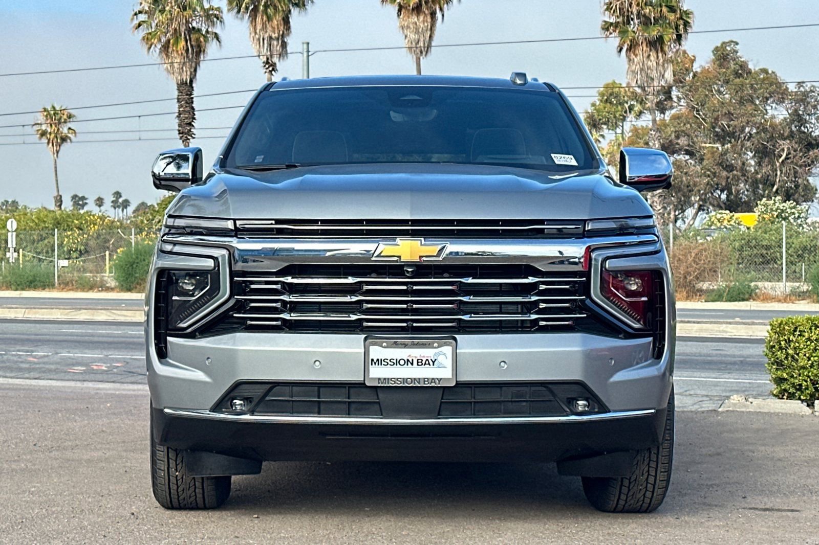 New 2025 Chevrolet Suburban Premier image 9