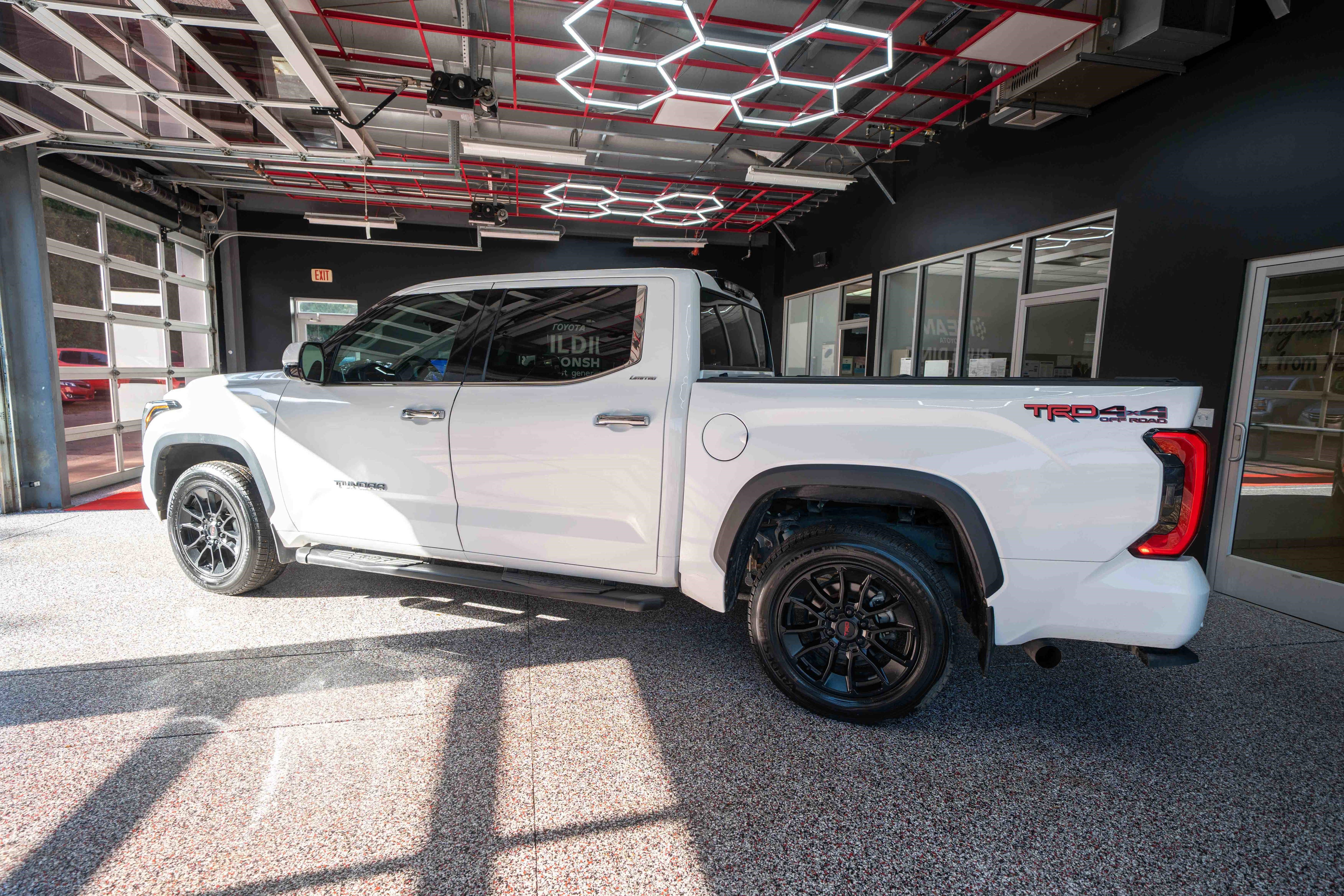 Used 2022 Toyota Tundra Limited w/ TRD Off-Road Package image 2