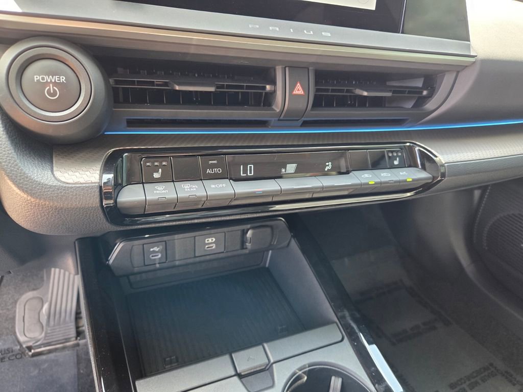 Used 2023 Toyota Prius XLE FWD image 25