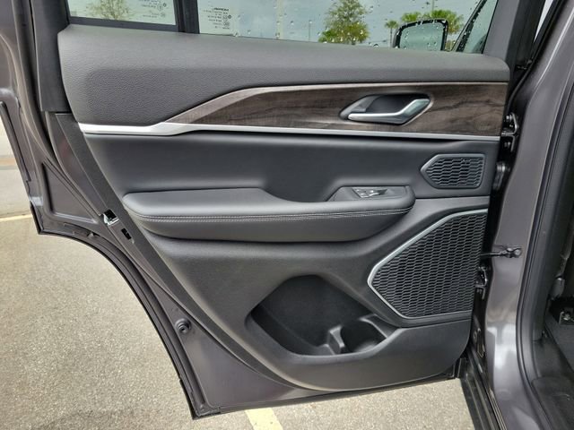 Used 2026 Jeep Grand Cherokee Limited image 9