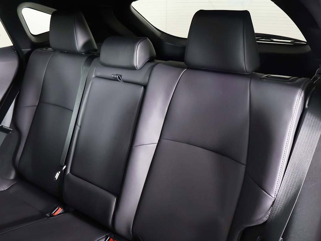 Used 2023 Toyota Venza Nightshade image 31
