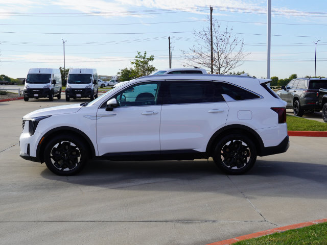 Used 2024 Kia Sorento S FWD image 14