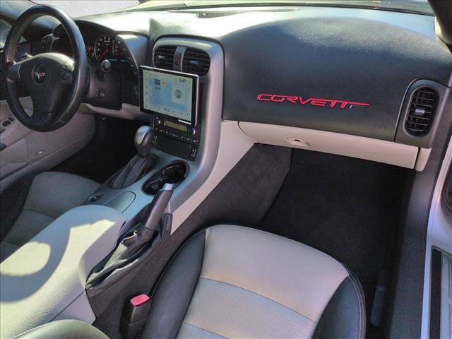 Used 2007 Chevrolet Corvette Convertible w/ Preferred Equipment Group RWD image 17