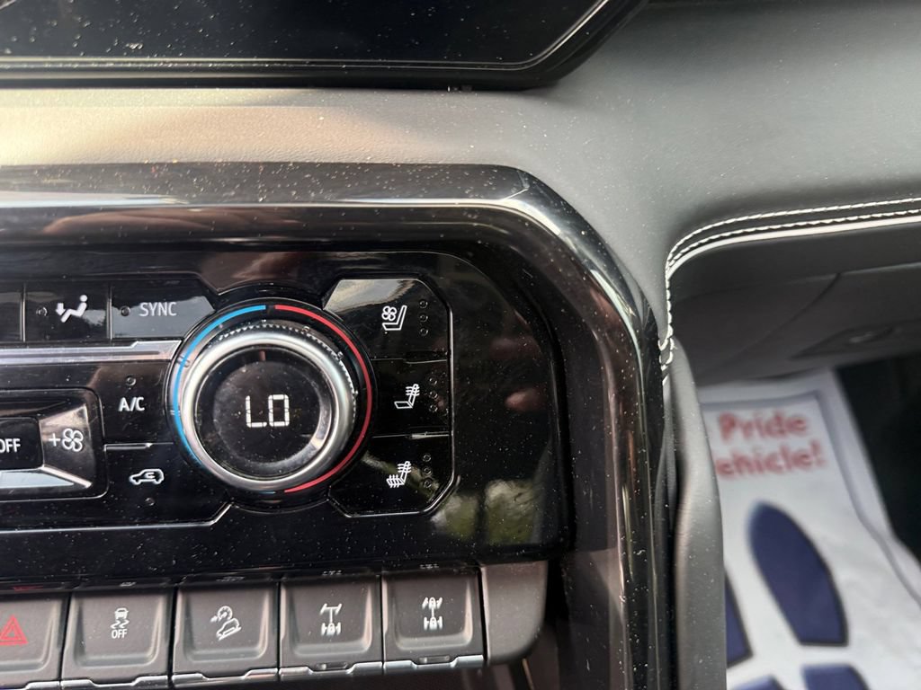 Used 2024 GMC Sierra 1500 AT4X AWD/4WD image 25