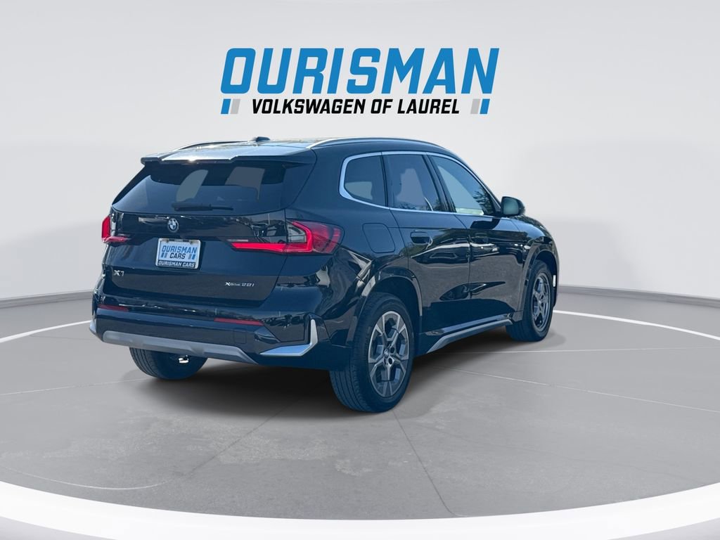 Used 2025 BMW X1 xDrive28i image 8