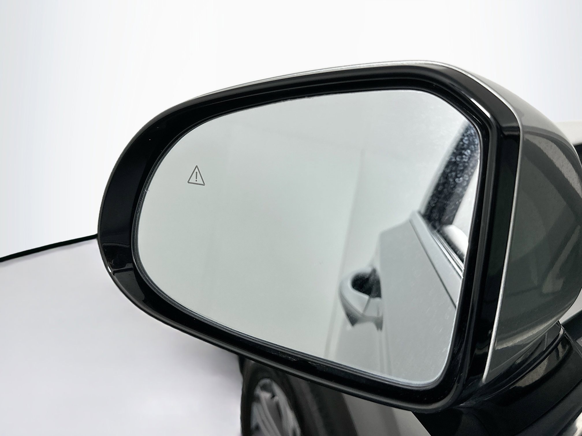 Used 2023 Hyundai Santa Fe SEL image 16