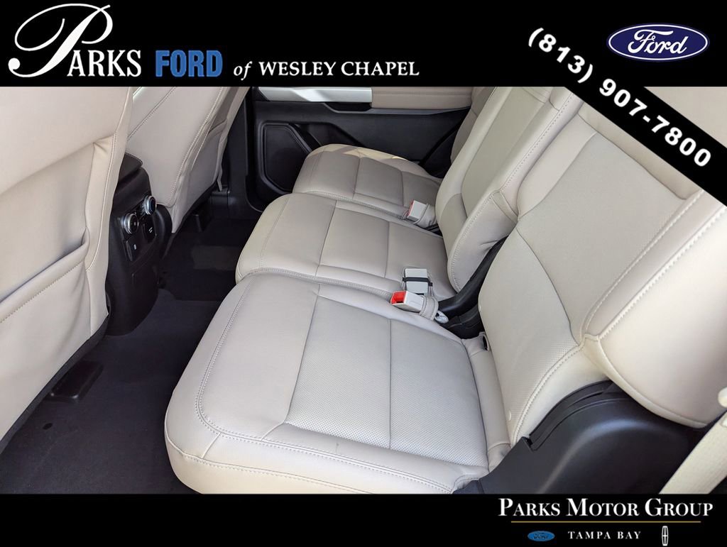 Used 2022 Ford Explorer Limited w/ Equipment Group 301A image 15