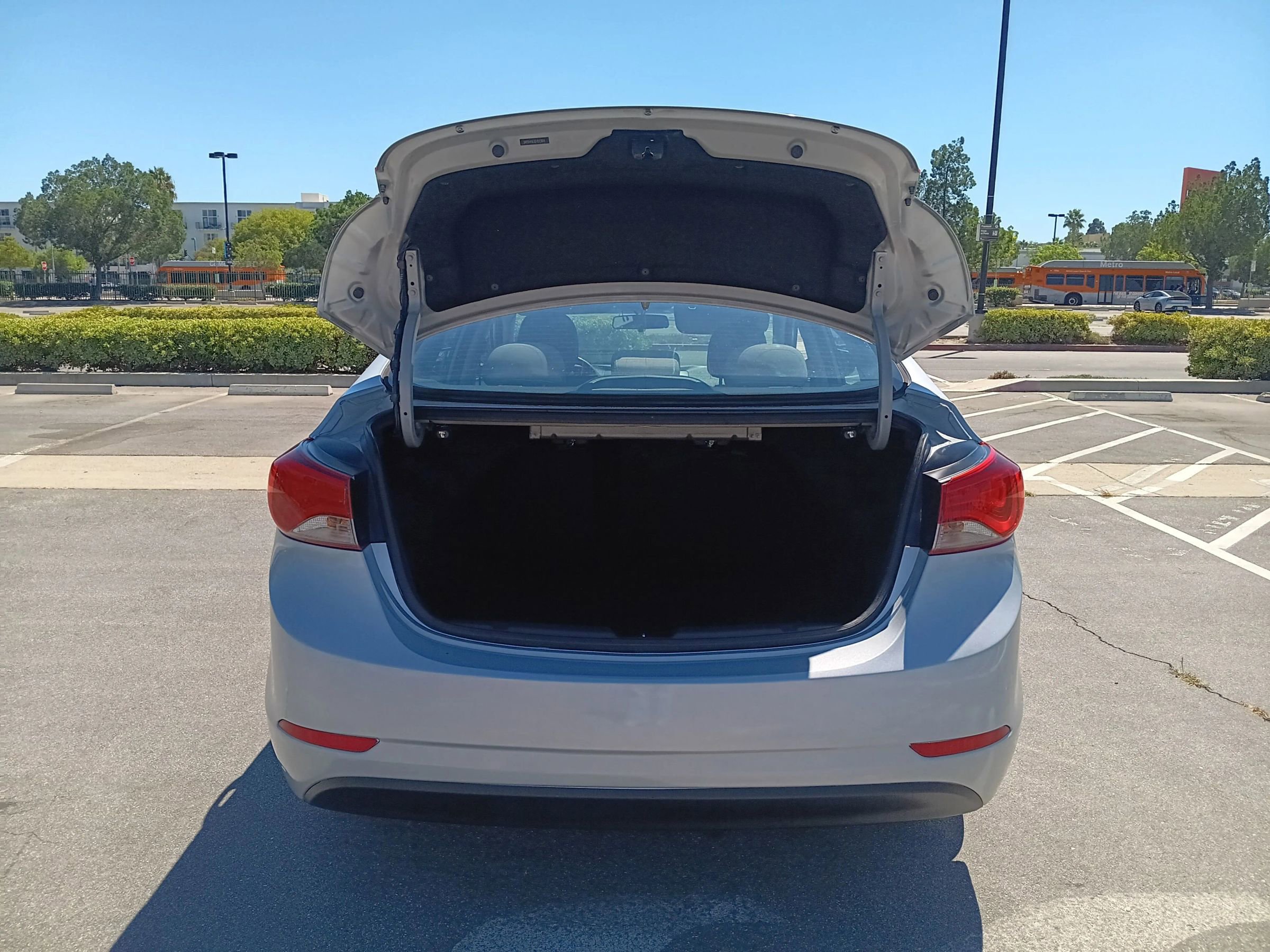 Used 2014 Hyundai Elantra SE image 9