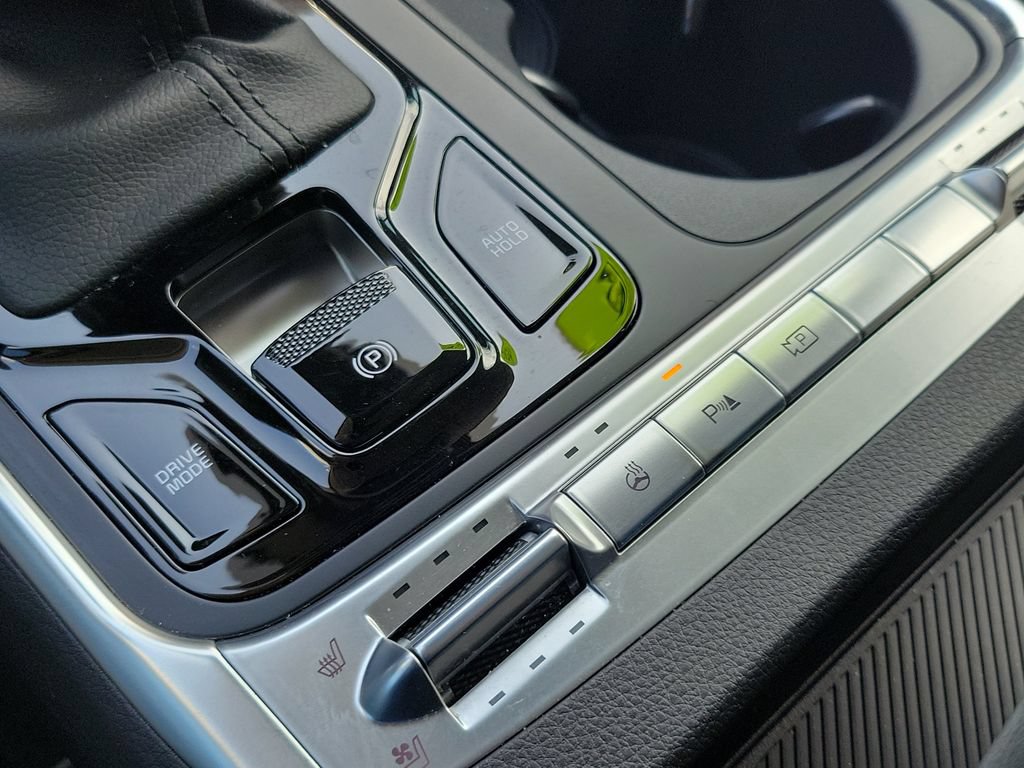 Certified 2026 Kia Carnival SX Prestige FWD image 27