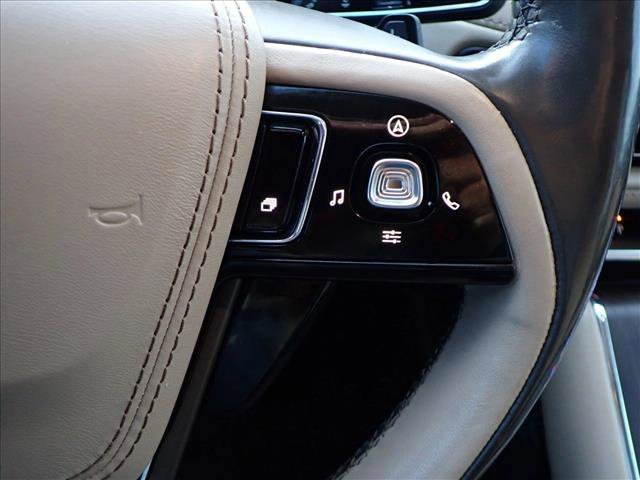 Used 2020 Lincoln Aviator Reserve w/ Elements Package Plus image 16