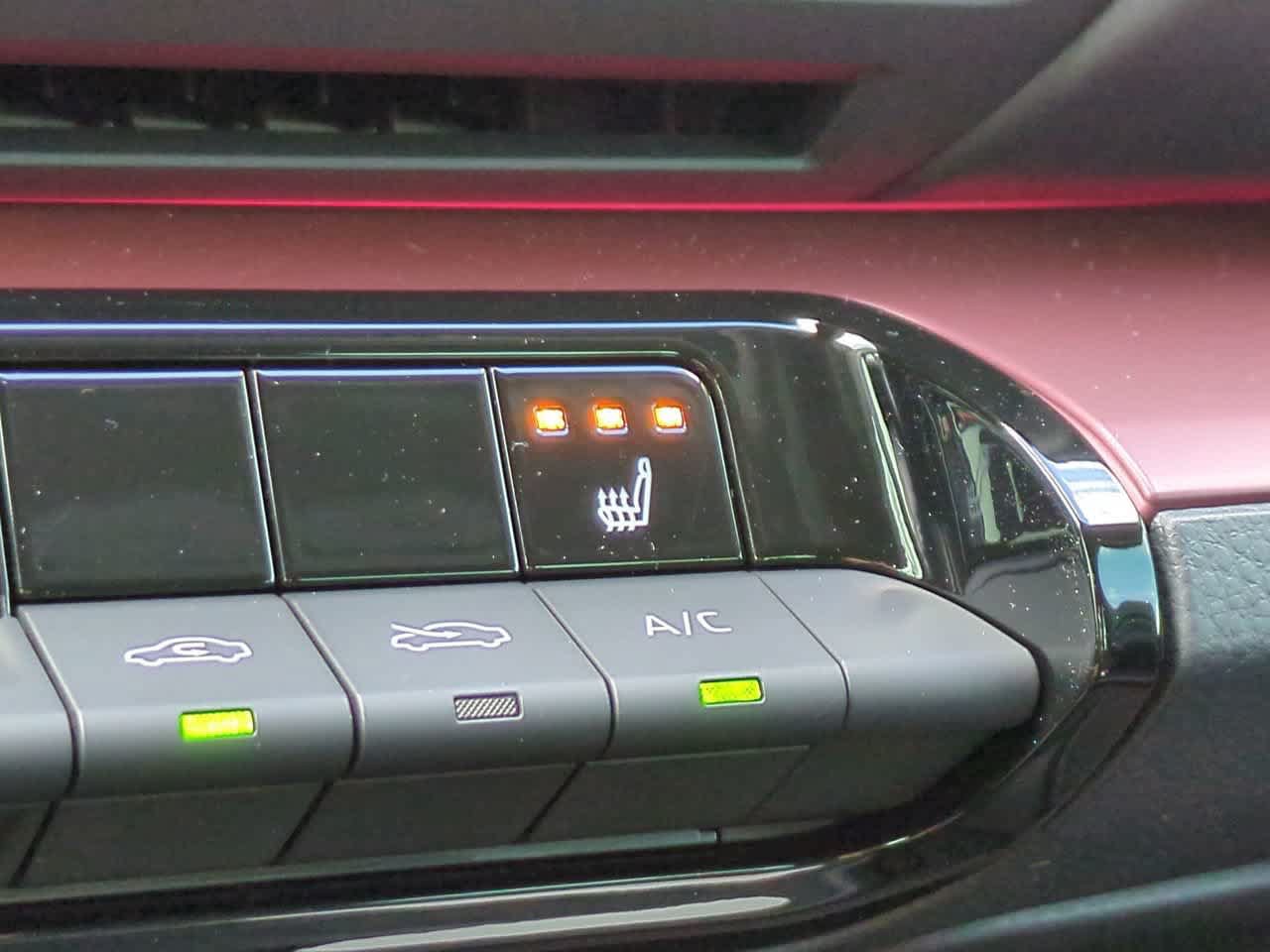 Certified 2026 Toyota Prius Plug-In Hybrid FWD image 22
