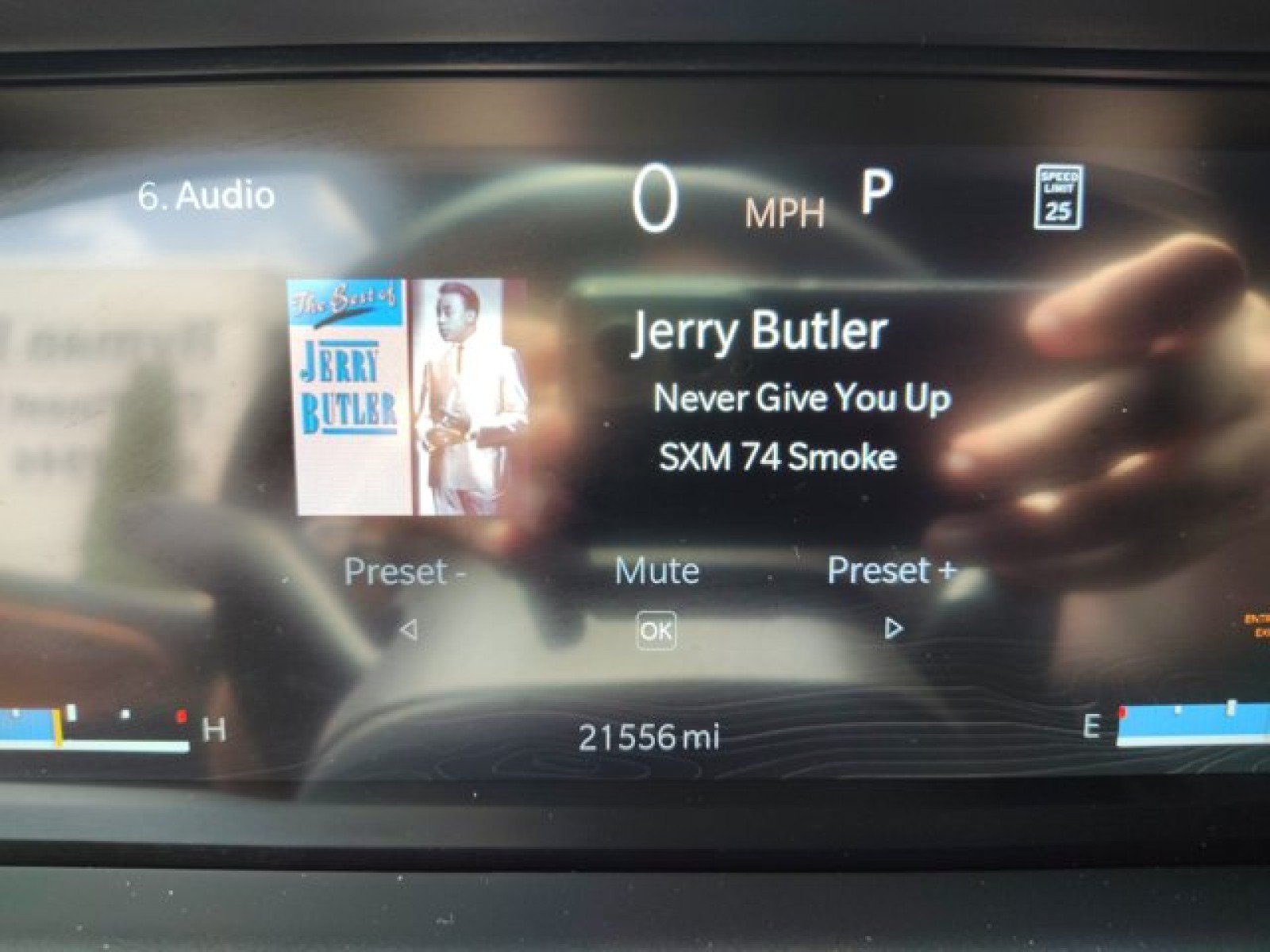 Used 2023 Jeep Grand Cherokee Summit AWD/4WD image 24