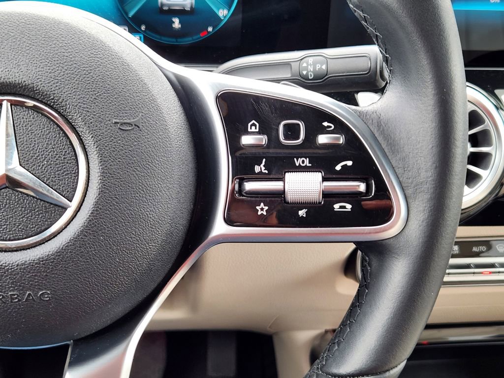 Used 2021 Mercedes-Benz GLA 250 4MATIC image 19