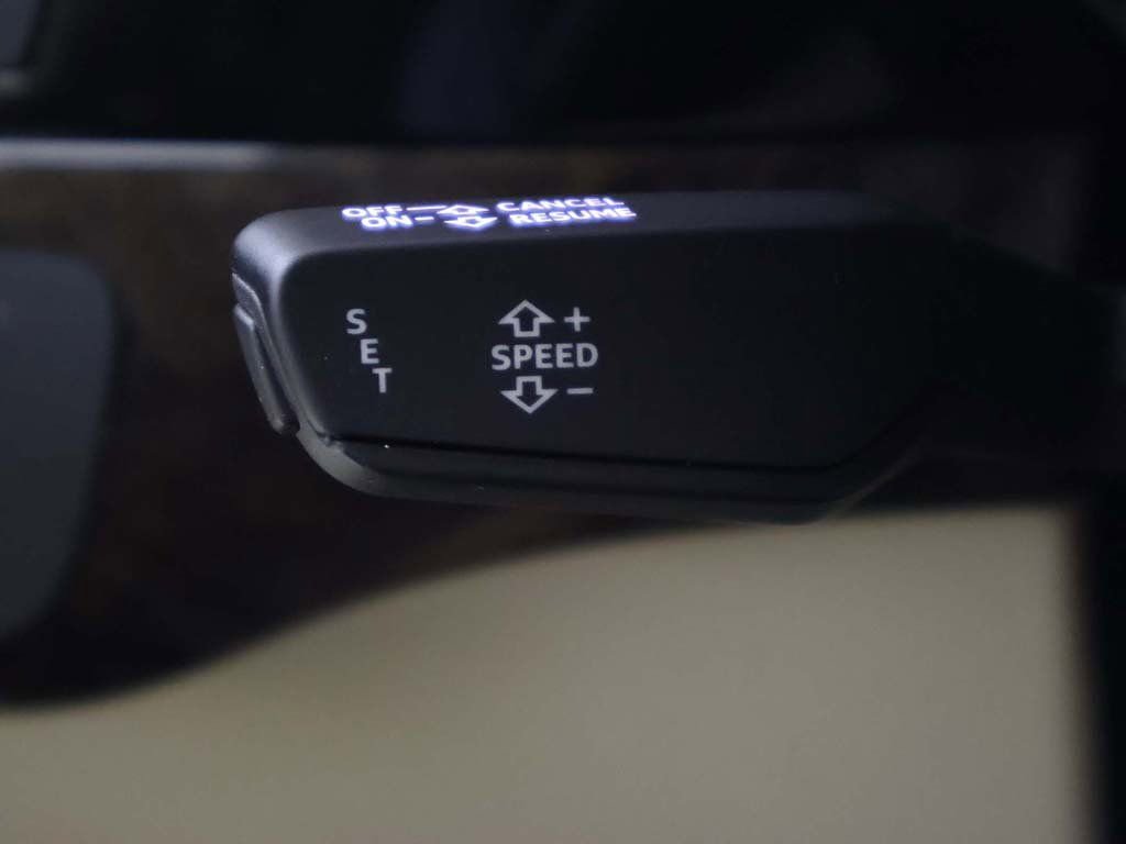 Used 2017 Audi Q7 3.0T Premium Plus w/ Premium Plus Package image 45