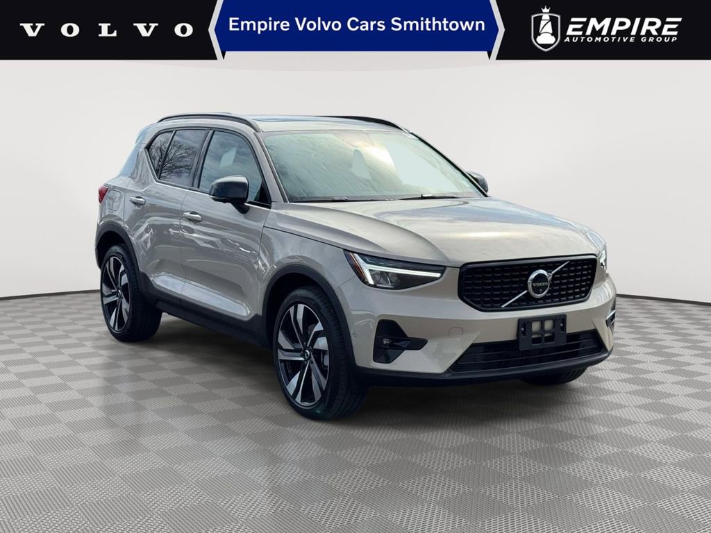 Certified 2026 Volvo XC40 B5 Plus w/ Climate Package