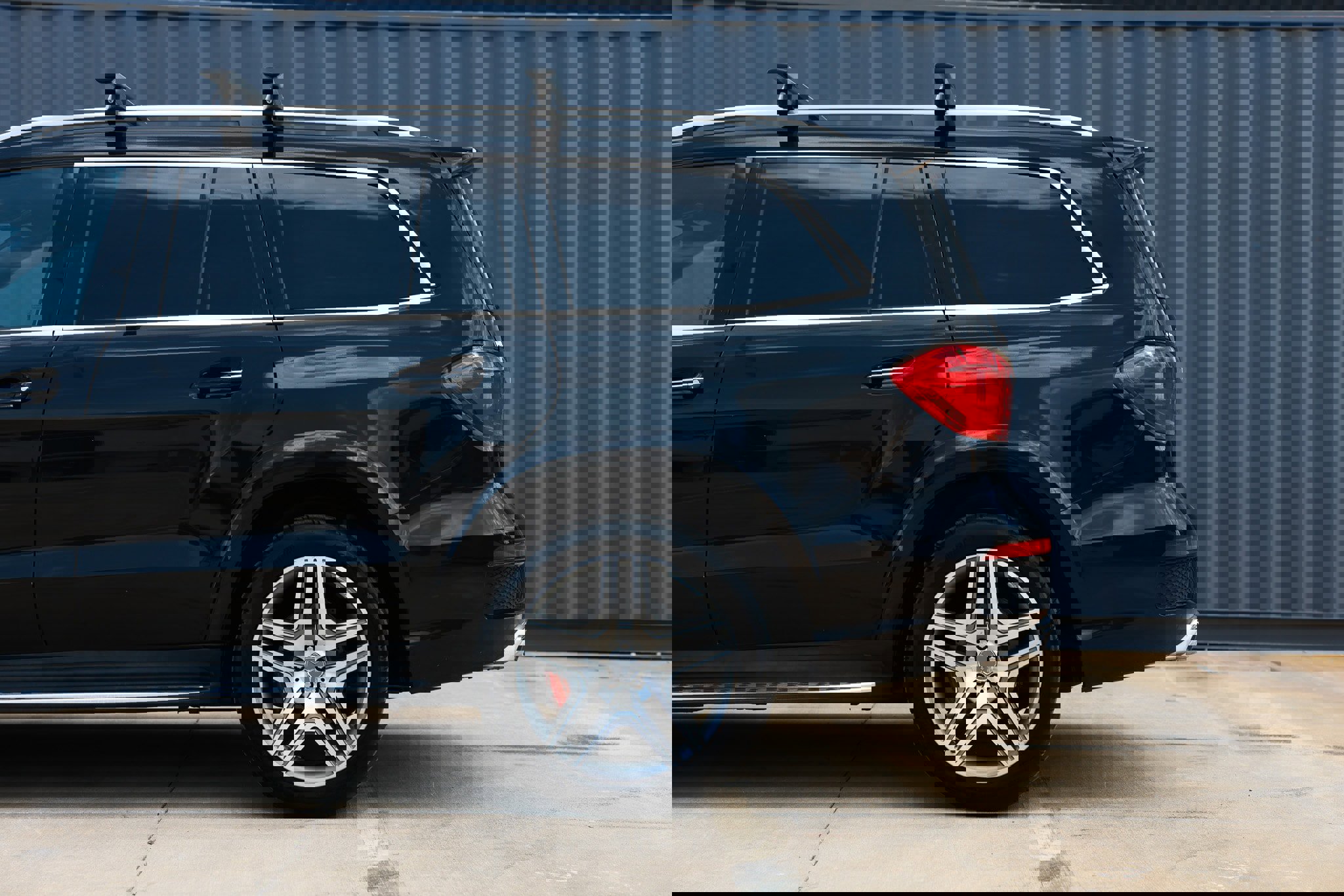 Used 2015 Mercedes-Benz GL 63 AMG 4MATIC image 39