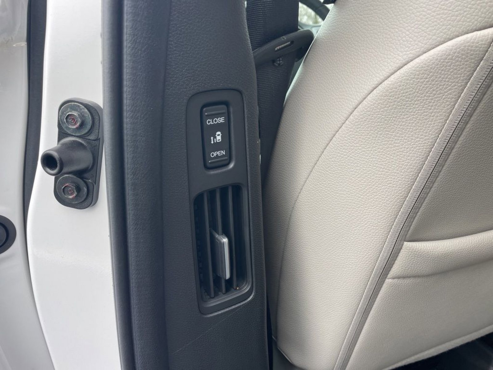 Certified 2025 Honda Odyssey EX-L image 25