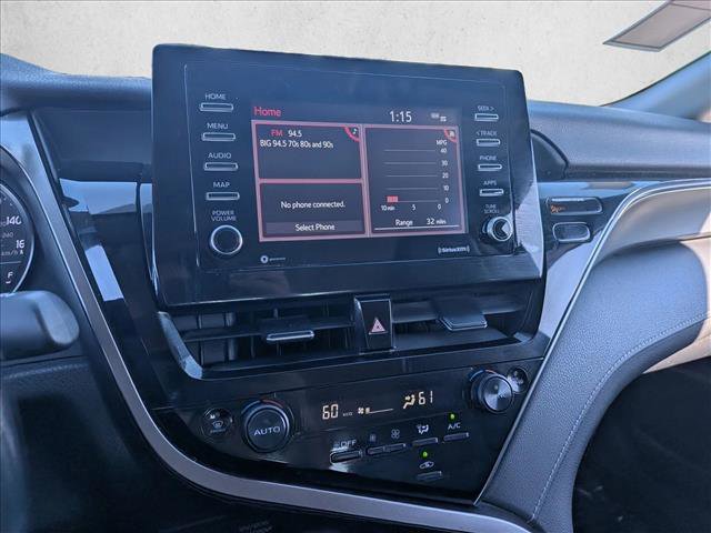 Used 2023 Toyota Camry SE image 12