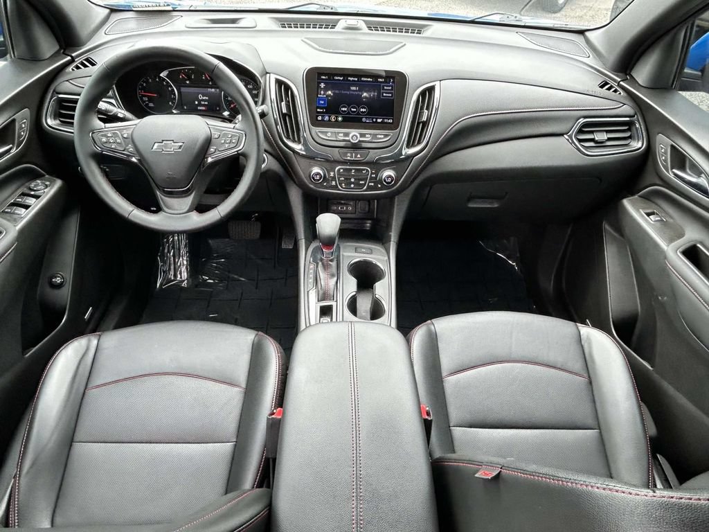 Used 2024 Chevrolet Equinox RS w/ RS Leather Package FWD image 9