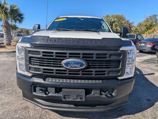 Used 2024 Ford F550 4x4 Crew Cab Super Duty image 10