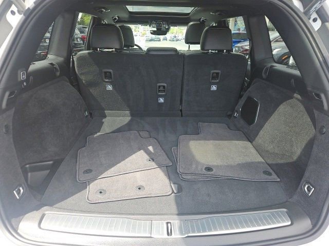 Used 2024 Jeep Grand Cherokee Overland w/ Trailer Tow Package image 14