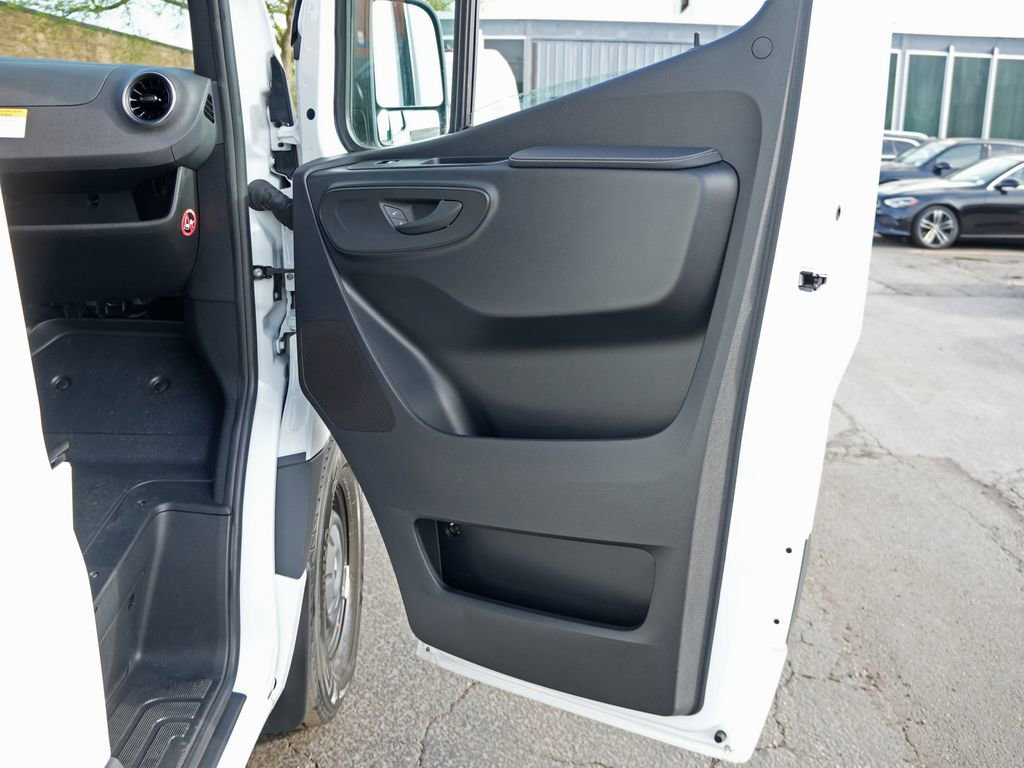 Used 2026 Mercedes-Benz Sprinter 2500 image 21